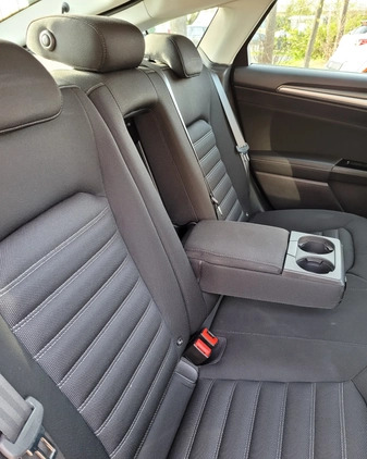 Ford Mondeo cena 44900 przebieg: 222800, rok produkcji 2016 z Swarzędz małe 254